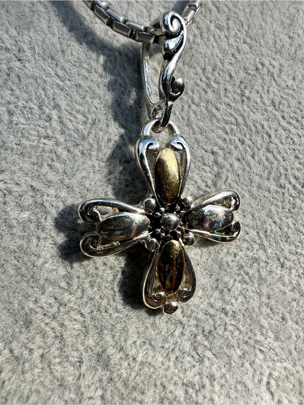 Premier Designs Vintage Silver/Gold Two-Tone Floral Cross Pendant Necklace